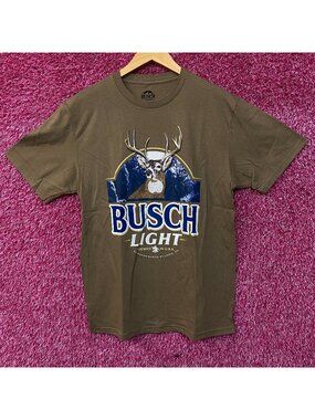 Busch Light Beer Vintage-Style Deer Hunting Logo T-Shirt Medium
